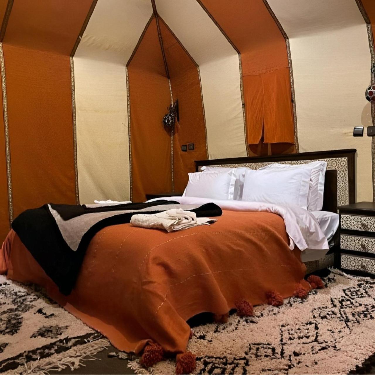 Отель Exceptional Luxury Camp Мерзуга Экстерьер фото