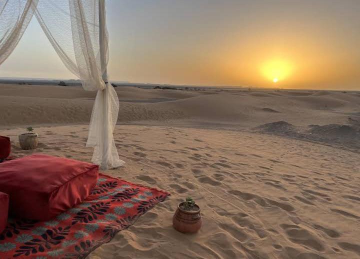 Отель Exceptional Luxury Camp Мерзуга Экстерьер фото